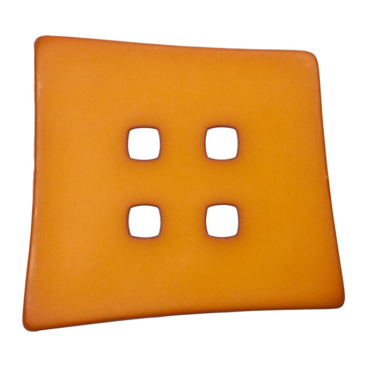 Quadratischer Kunststoffknopf in Orange mit quadratischen Löchern 54mm