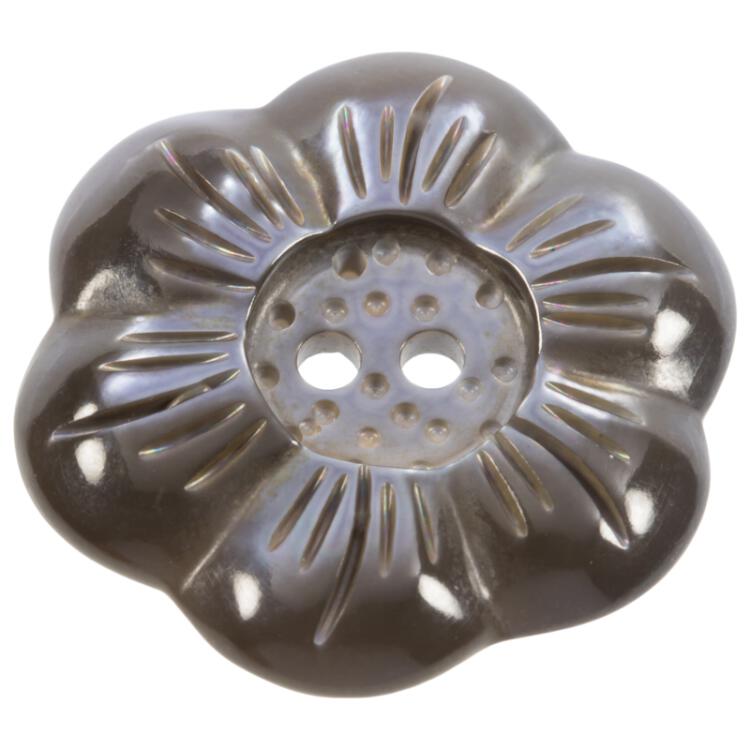 Perlmuttknopf aus hochwertiger Muschel grau gebeizt in Blumenform 23mm